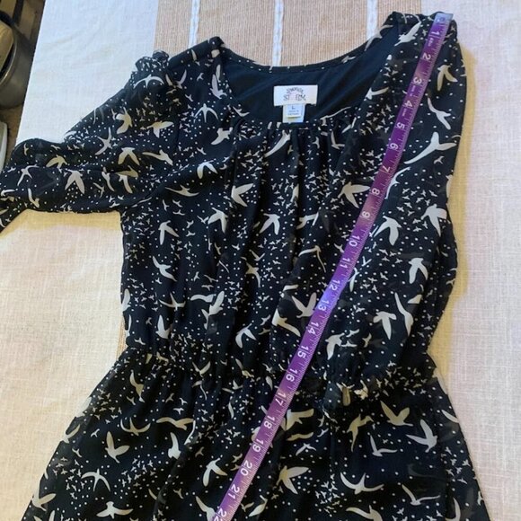 Sweet Storm Dress with sheer overlay and bird motif - Size L - Picture 5 of 8